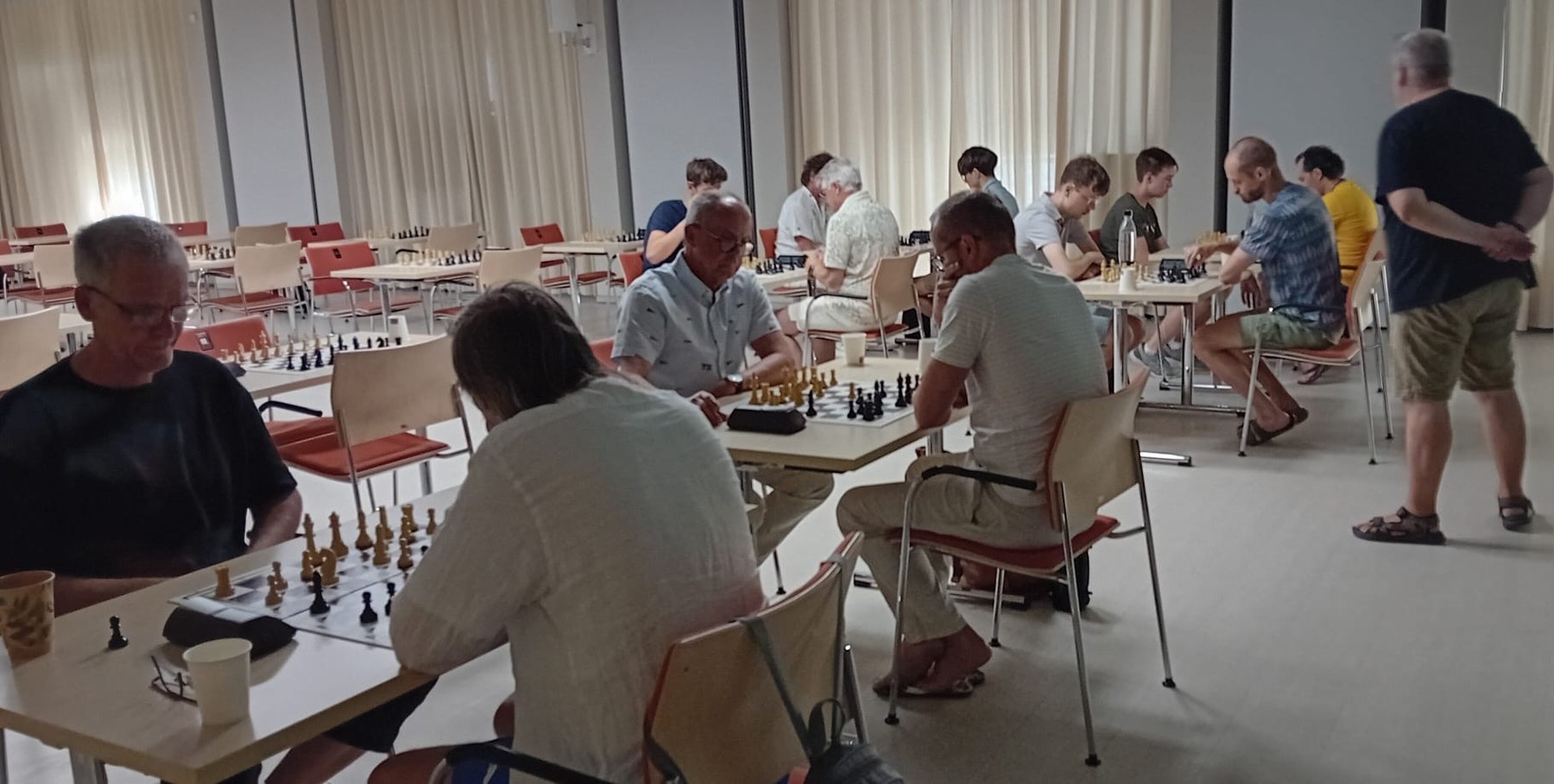 Spielbetrieb im Turniersaal